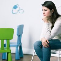 むなしさを感じる女性