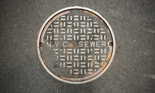 マンホールのフタ