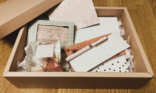 思い出の品を入れた小さな箱