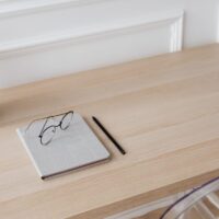 片付いたテーブル